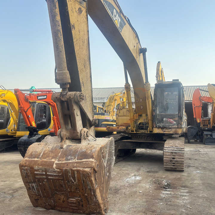 Good Condition Second Hand Caterpillar 325bl Excavator Used Cat 325b 325bl with good condition in stock For Sale - Pelle sur chenille: photos 1 Good Condition Second Hand Caterpillar 325bl Excavator Used Cat 325b 325bl with good condition in stock For Sale - Pelle sur chenille: photos 1