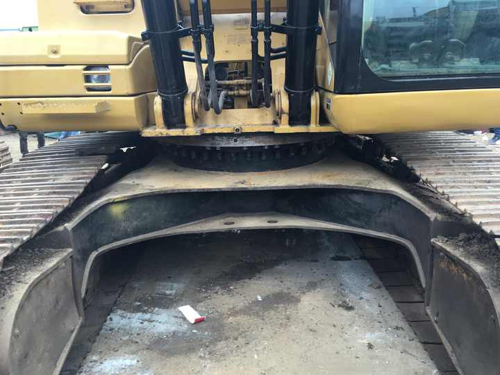 Good Condition Second Hand Caterpillar 325bl Excavator Used Cat 325b 325bl with good condition in stock For Sale - Pelle sur chenille: photos 3 Good Condition Second Hand Caterpillar 325bl Excavator Used Cat 325b 325bl with good condition in stock For Sale - Pelle sur chenille: photos 3