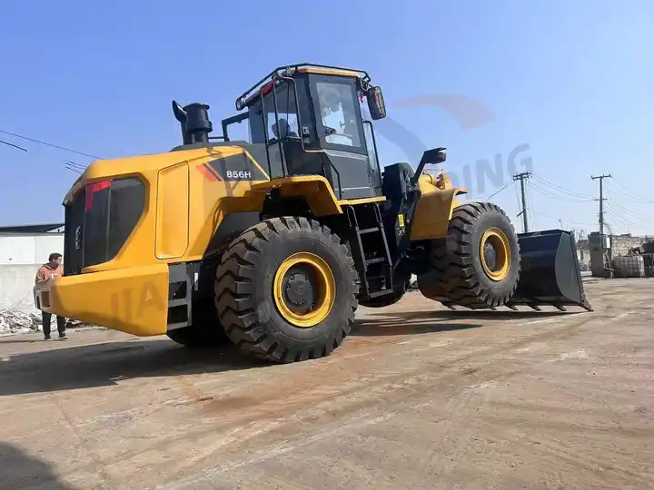 Good performance liugong Loading machinery Sesond hand LG856 LG860H 5 ton Wheel loader Quality assurance in stock - Chargeuse sur pneus: photos 5 Good performance liugong Loading machinery Sesond hand LG856 LG860H 5 ton Wheel loader Quality assurance in stock - Chargeuse sur pneus: photos 5