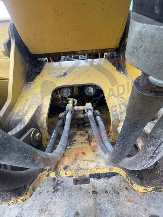 Heavy Cat Mining Excavator Cat 349d, 340d, 345D, 336D Excellent Secondhand Excavator in Shanghai - Pelle: photos 4 Heavy Cat Mining Excavator Cat 349d, 340d, 345D, 336D Excellent Secondhand Excavator in Shanghai - Pelle: photos 4
