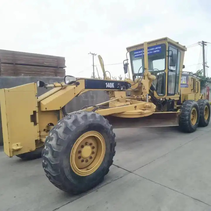 High Quality New Caterpillar Motor Grader Cat 140k Good Price With 1 Year Quality Warranted In Shanghai - Niveleuse: photos 1 High Quality New Caterpillar Motor Grader Cat 140k Good Price With 1 Year Quality Warranted In Shanghai - Niveleuse: photos 1
