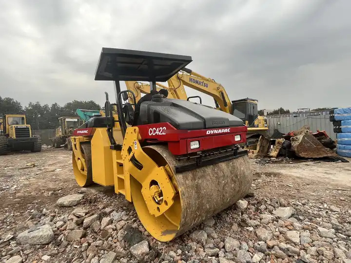 High Quality Used Industrial Compactor Machine Dynapac Cc 422 Hydraulic Vibrating Road Roller  For Sale With High Quality - Rouleau compresseur: photos 3 High Quality Used Industrial Compactor Machine Dynapac Cc 422 Hydraulic Vibrating Road Roller  For Sale With High Quality - Rouleau compresseur: photos 3