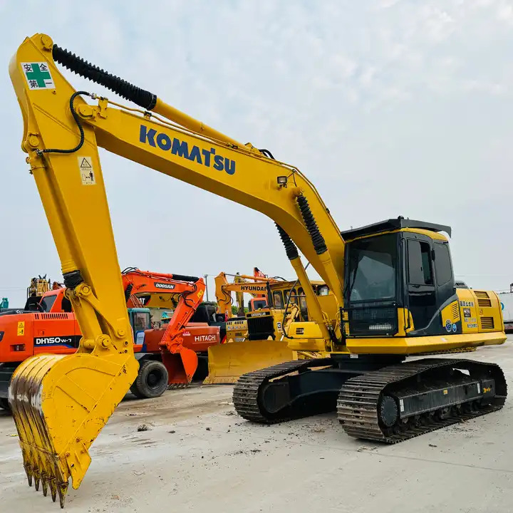 Hot Sale 20 Ton Crawler Excavator Komatsu Pc200-6 Pc200-7 Pc200-8 Original From Japan For Sale In Shanghai - Pelle sur chenille: photos 1 Hot Sale 20 Ton Crawler Excavator Komatsu Pc200-6 Pc200-7 Pc200-8 Original From Japan For Sale In Shanghai - Pelle sur chenille: photos 1