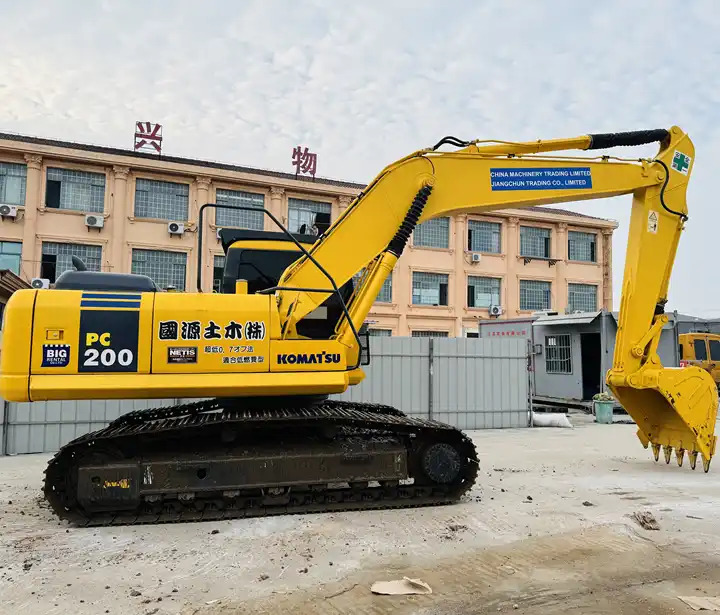 Hot Sale 20 Ton Crawler Excavator Komatsu Pc200-6 Pc200-7 Pc200-8 Original From Japan For Sale In Shanghai - Pelle sur chenille: photos 1 Hot Sale 20 Ton Crawler Excavator Komatsu Pc200-6 Pc200-7 Pc200-8 Original From Japan For Sale In Shanghai - Pelle sur chenille: photos 1