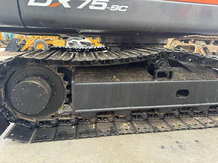 Hot Sale Used Doosan DX75-9C Excavator Doosan 7.5 Ton Crawler Digger Original Equipment - Pelle sur chenille: photos 5 Hot Sale Used Doosan DX75-9C Excavator Doosan 7.5 Ton Crawler Digger Original Equipment - Pelle sur chenille: photos 5