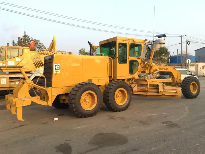 Hot sale Good quality CAT 140g Used motor grader original ca motor grader 140g in good condition cheap price - Niveleuse: photos 3 Hot sale Good quality CAT 140g Used motor grader original ca motor grader 140g in good condition cheap price - Niveleuse: photos 3