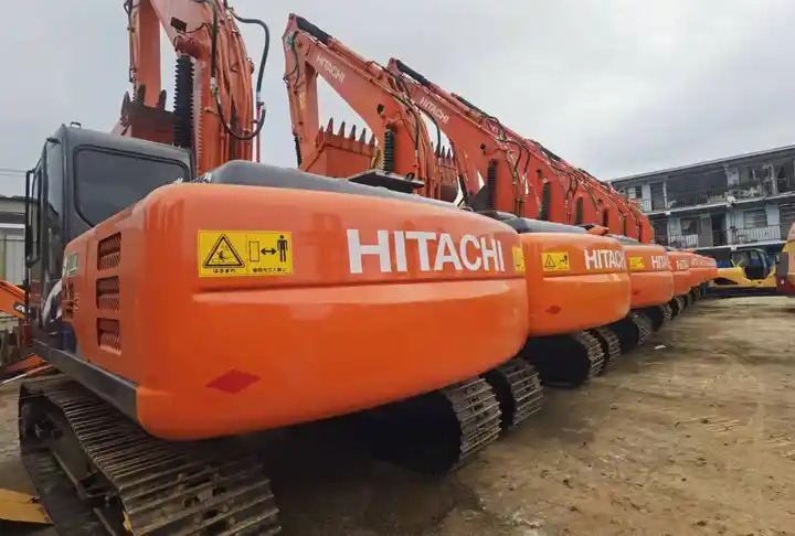 Japan Made Used Excavator Hitachi Ex200-1,Ex200 With Good Condition And Best Price Excavator Machine in Shanghai - Pelle sur chenille: photos 4 Japan Made Used Excavator Hitachi Ex200-1,Ex200 With Good Condition And Best Price Excavator Machine in Shanghai - Pelle sur chenille: photos 4