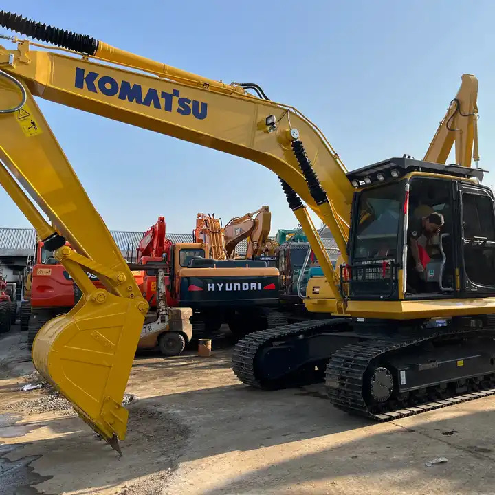 Komatsu PC200-8 Excavator/used Heavy Duty Equipment/komatsu Construction Machine Used Excavator PC 200-8 PC220-8 Used Japan Ltd. - Pelle sur chenille: photos 2 Komatsu PC200-8 Excavator/used Heavy Duty Equipment/komatsu Construction Machine Used Excavator PC 200-8 PC220-8 Used Japan Ltd. - Pelle sur chenille: photos 2