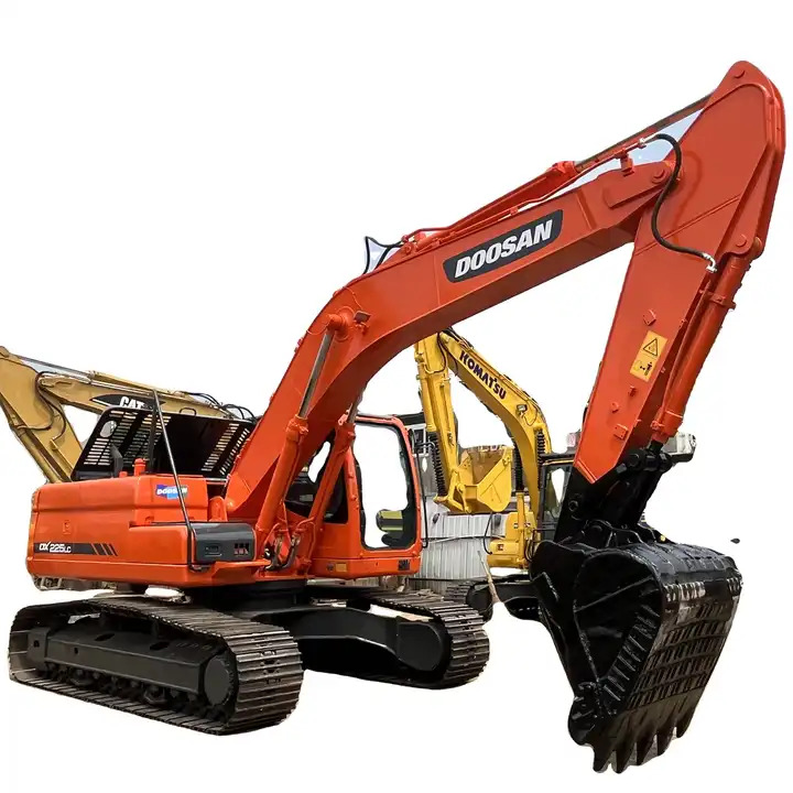 Korea Used Excavator 20ton Doosan Dx225 Dx220 Dx200 Hydraulic Crawler Second Hand Doosan 20ton 22ton Excavator - Pelle: photos 1 Korea Used Excavator 20ton Doosan Dx225 Dx220 Dx200 Hydraulic Crawler Second Hand Doosan 20ton 22ton Excavator - Pelle: photos 1