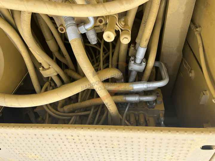 Nice Price High Quality nice performance caterpillar Used Hydraulic Crawler Excavator Suitable 336D2L 336D2 336D - Pelle sur chenille: photos 4 Nice Price High Quality nice performance caterpillar Used Hydraulic Crawler Excavator Suitable 336D2L 336D2 336D - Pelle sur chenille: photos 4