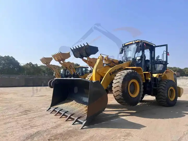Chargeuse sur pneus Original China LiuGong Wheel Loader new arrival  856H in Good Condition with free shipping: photos 6