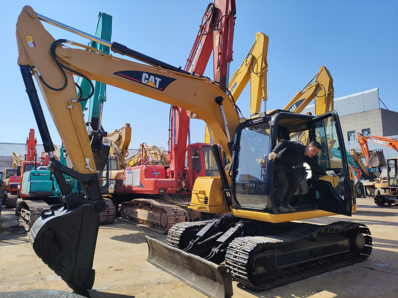 Original Well-Maintained CAT 312C Used Excavator for Sale - Pelle sur chenille: photos 4 Original Well-Maintained CAT 312C Used Excavator for Sale - Pelle sur chenille: photos 4