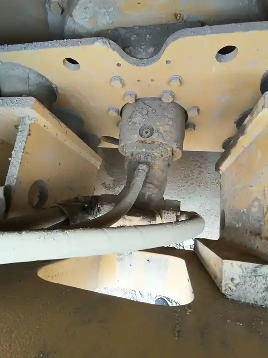 Used 18 ton Caterpillar Road Roller CAT CS76T Road Paving Machinery Soil Compactor made in USA - Rouleau compresseur: photos 5 Used 18 ton Caterpillar Road Roller CAT CS76T Road Paving Machinery Soil Compactor made in USA - Rouleau compresseur: photos 5