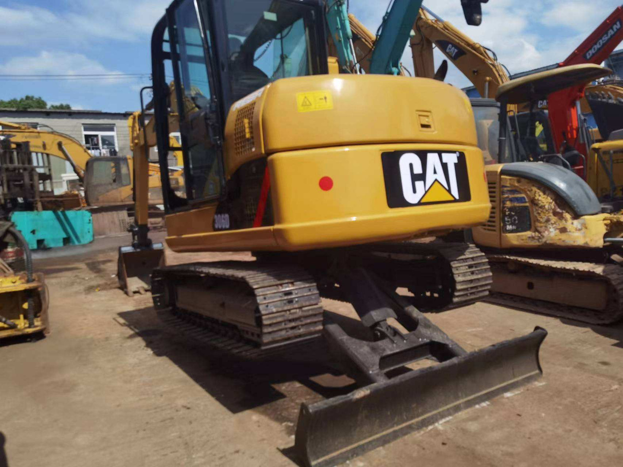 Used CAT 306D 306E 306E2 305.5 305 307 MINI EXCAVATOR - Pelle sur chenille: photos 5 Used CAT 306D 306E 306E2 305.5 305 307 MINI EXCAVATOR - Pelle sur chenille: photos 5