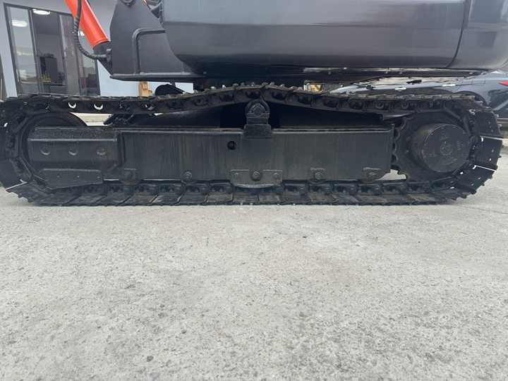 Used Excavator Doosan Dx60 Excavators Earth-moving Machinery Doosan Dx60 Dx80 Dx75 Dx225 Dh55 Dx60-9c for Sale - Pelle sur chenille: photos 4 Used Excavator Doosan Dx60 Excavators Earth-moving Machinery Doosan Dx60 Dx80 Dx75 Dx225 Dh55 Dx60-9c for Sale - Pelle sur chenille: photos 4