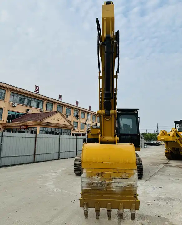 Used Hydraulic Excavator Cat 320d2,Secondhand Medium Excavator In Good Condition For Sale In Shanghai - Pelle sur chenille: photos 5 Used Hydraulic Excavator Cat 320d2,Secondhand Medium Excavator In Good Condition For Sale In Shanghai - Pelle sur chenille: photos 5