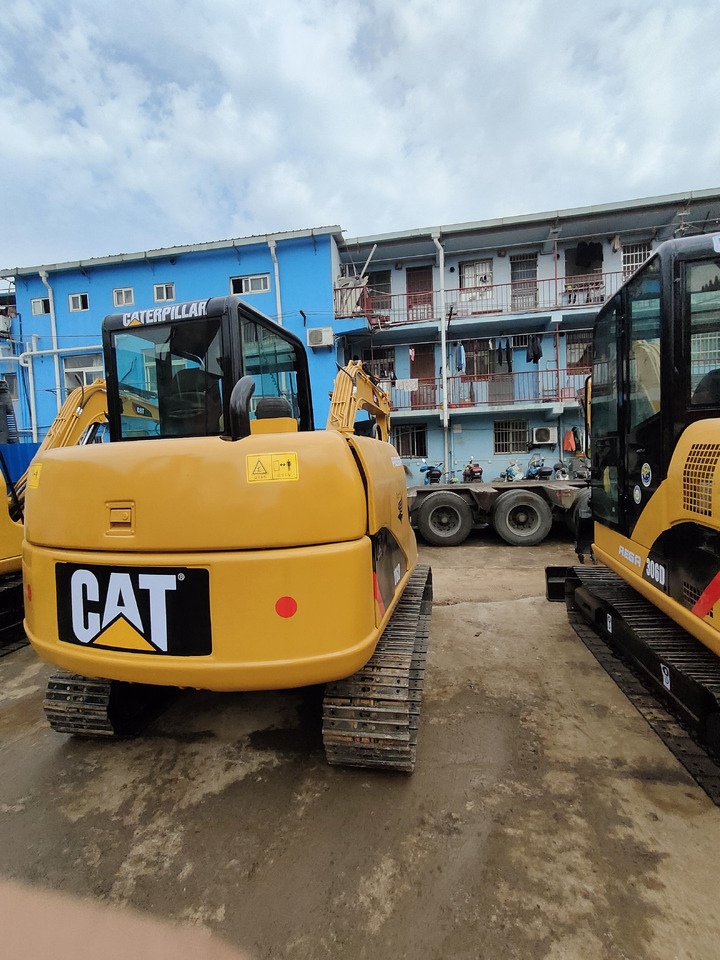 Used Mini cat 306 excavator 6tons excavator on sale - Pelle sur chenille: photos 5 Used Mini cat 306 excavator 6tons excavator on sale - Pelle sur chenille: photos 5