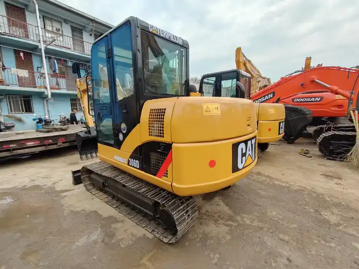 Used cat 306D 302.5D 302D 6ton 2.5ton 2ton mini excavator - Pelle sur chenille: photos 4 Used cat 306D 302.5D 302D 6ton 2.5ton 2ton mini excavator - Pelle sur chenille: photos 4