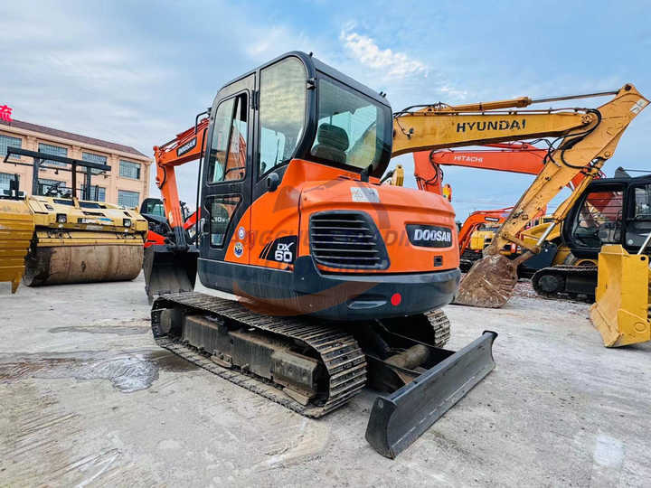 Used excavator doosan dx60 excavators earth-moving machinery doosan dx60 dx80 dx75 dx225 dh60 dh60-7for sale - Pelle sur chenille: photos 3 Used excavator doosan dx60 excavators earth-moving machinery doosan dx60 dx80 dx75 dx225 dh60 dh60-7for sale - Pelle sur chenille: photos 3