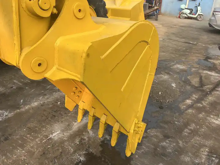 Well-Maintained japan original low hourS used Komatsu PC130-7 excavator for hot sale - Pelle sur chenille: photos 5 Well-Maintained japan original low hourS used Komatsu PC130-7 excavator for hot sale - Pelle sur chenille: photos 5