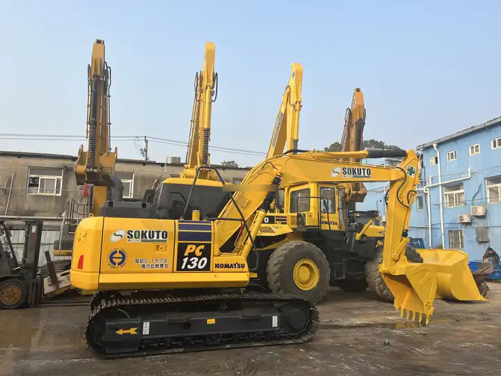 Well-Maintained japan original low hourS used Komatsu PC130-7 excavator for hot sale - Pelle sur chenille: photos 4 Well-Maintained japan original low hourS used Komatsu PC130-7 excavator for hot sale - Pelle sur chenille: photos 4