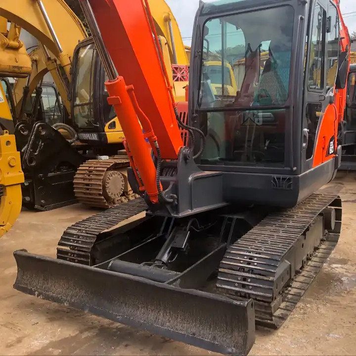 Doosan excavator used dx60 dh60 dx55 dh55 mini excavator 6 ton mini excavator free shipping - Pelle sur chenille: photos 1 Doosan excavator used dx60 dh60 dx55 dh55 mini excavator 6 ton mini excavator free shipping - Pelle sur chenille: photos 1