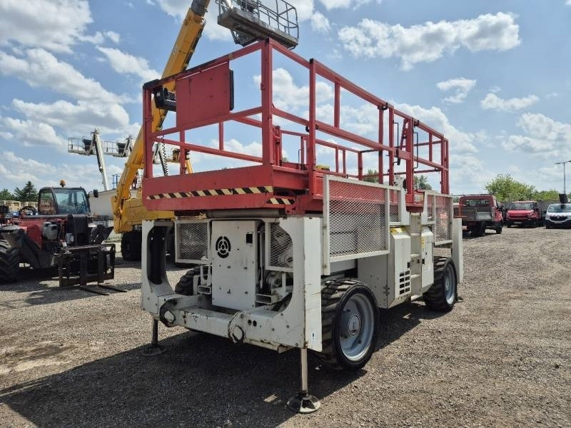 Nacelle ciseaux Genie GS3390 - 12,06 m - 4x4 - diesel: photos 7