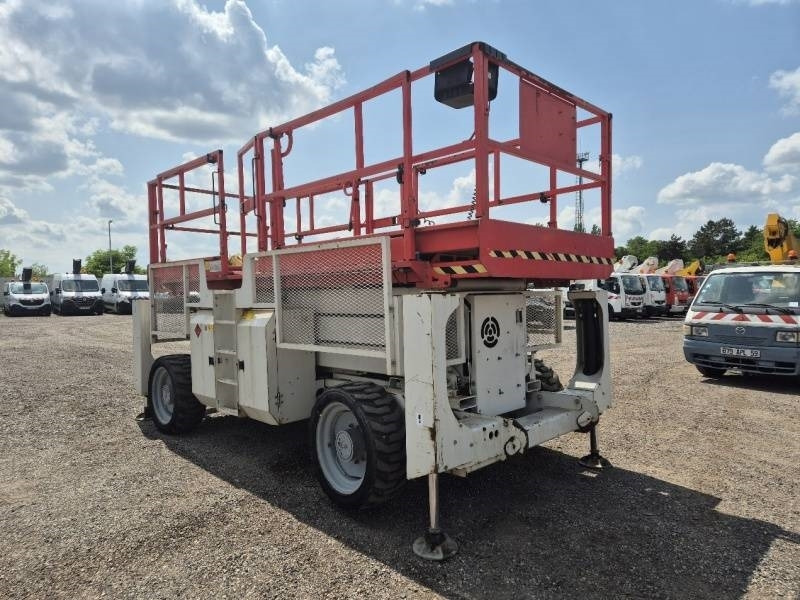 Nacelle ciseaux Genie GS3390 - 12,06 m - 4x4 - diesel: photos 6