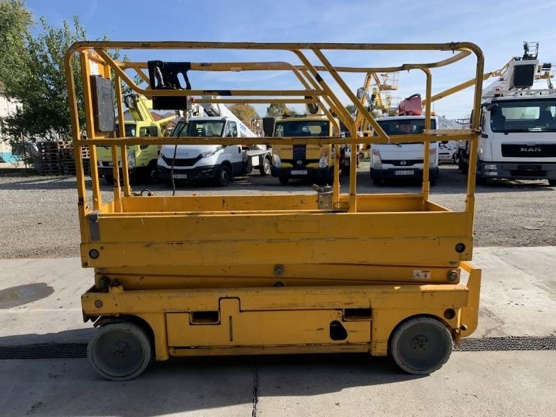 Haulotte Compact 8 - 8m, electric - Nacelle ciseaux: photos 5 Haulotte Compact 8 - 8m, electric - Nacelle ciseaux: photos 5