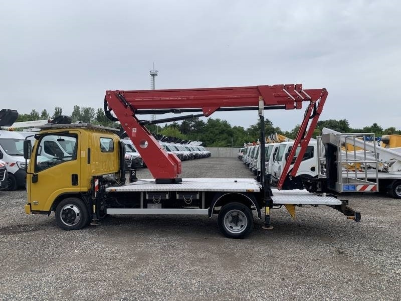 Isuzu M21 Oil&Steel Scorpion 2112J - 21m - 230 kg  - Camion avec nacelle: photos 5 Isuzu M21 Oil&Steel Scorpion 2112J - 21m - 230 kg  - Camion avec nacelle: photos 5