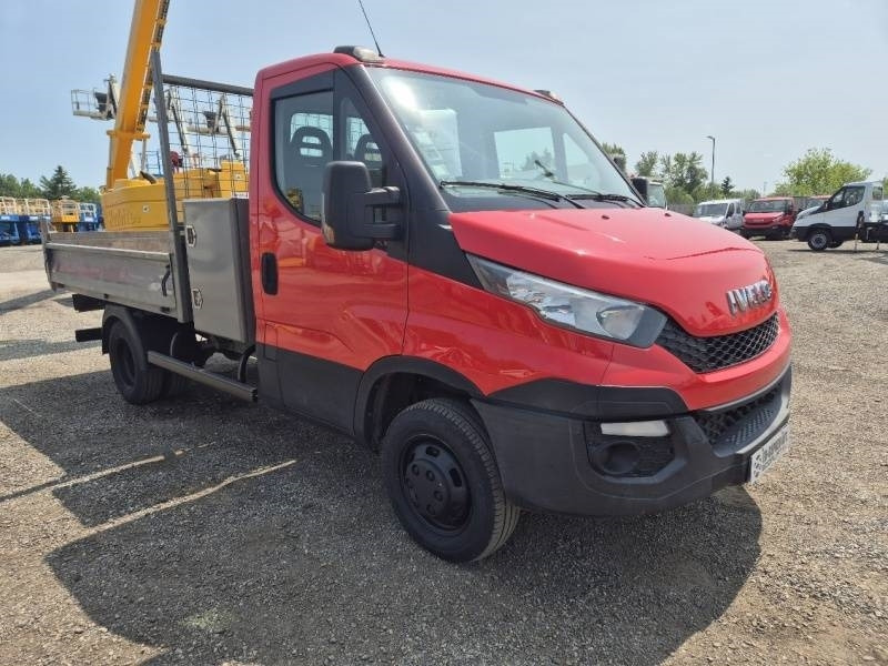 Iveco 35C13 - Tipper - Camion benne: photos 2 Iveco 35C13 - Tipper - Camion benne: photos 2