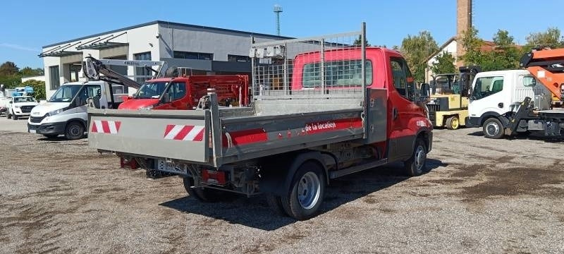 Camion benne Iveco 35C13 - Tipper: photos 9 Camion benne Iveco 35C13 - Tipper: photos 9