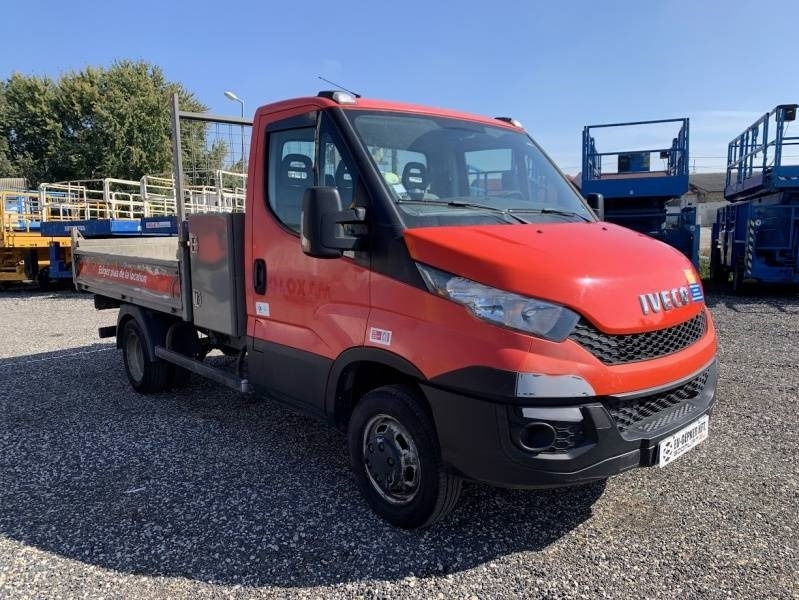 Iveco 35C13 - Tipper - Camion benne: photos 2 Iveco 35C13 - Tipper - Camion benne: photos 2