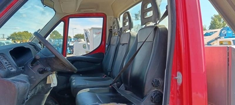 Camion benne Iveco 35C13 - Tipper: photos 10 Camion benne Iveco 35C13 - Tipper: photos 10