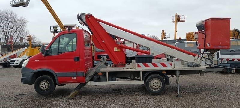 Iveco Daily Multitel MT182 DS - 18,2 m - Camion avec nacelle: photos 5 Iveco Daily Multitel MT182 DS - 18,2 m - Camion avec nacelle: photos 5