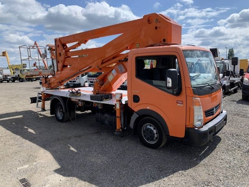 Renault Maxity CMC TB260 - 26 m - 200 kg - Camion avec nacelle: photos 1 Renault Maxity CMC TB260 - 26 m - 200 kg - Camion avec nacelle: photos 1
