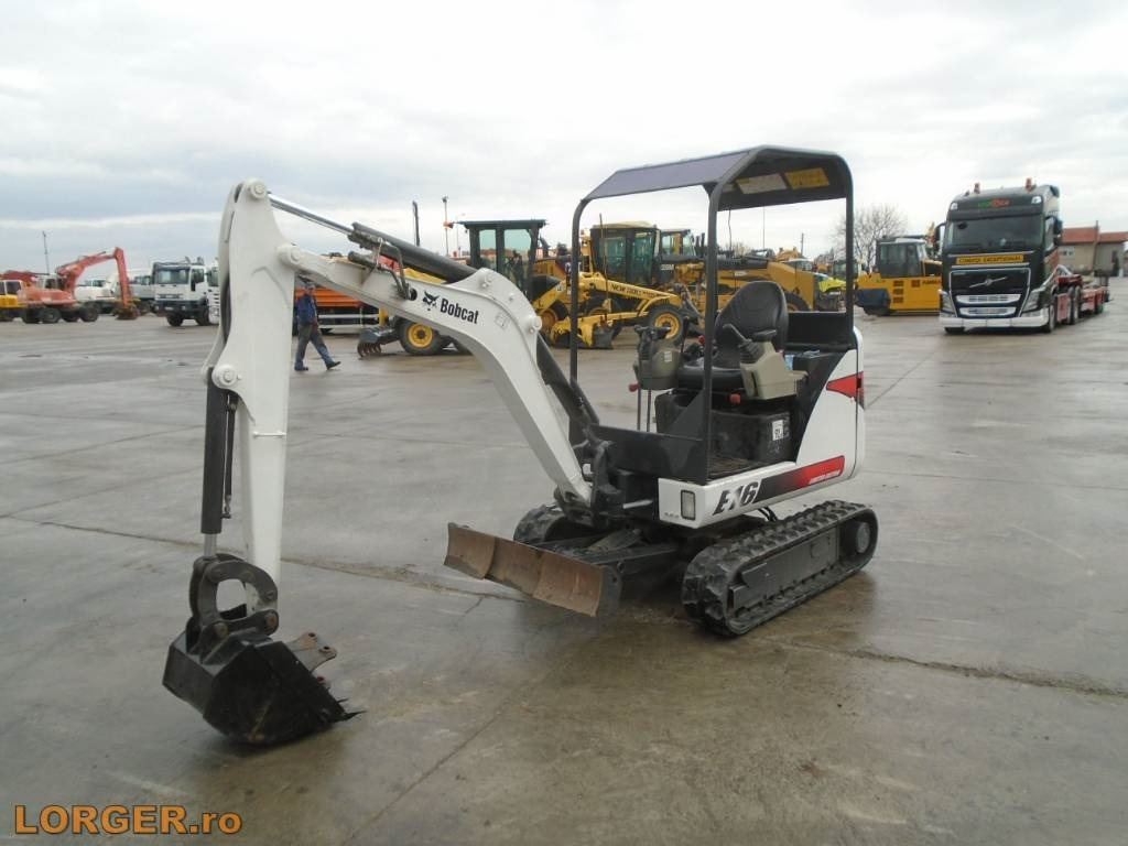 Bobcat E 16  - Mini pelle: photos 1 Bobcat E 16  - Mini pelle: photos 1