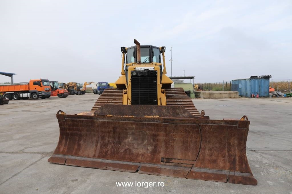 CAT D 6 N - Bulldozer: photos 3 CAT D 6 N - Bulldozer: photos 3