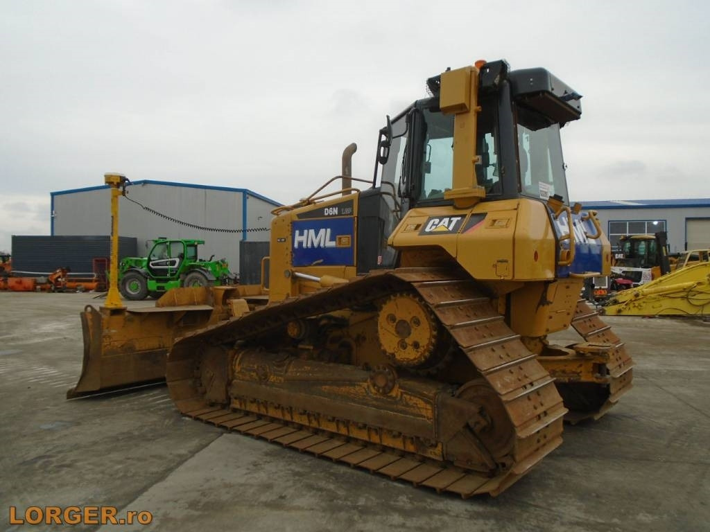 CAT D6N LGP - Bulldozer: photos 2 CAT D6N LGP - Bulldozer: photos 2