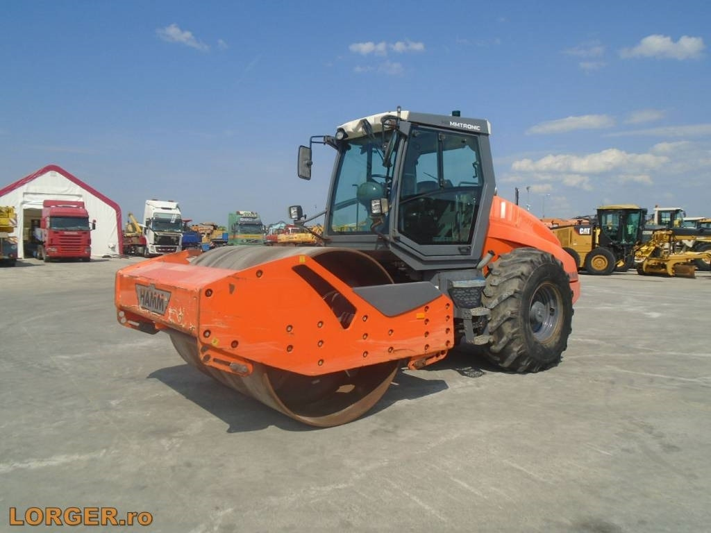 Hamm H13 i x - Compacteur à pieds de mouton/ Monocylindre: photos 2 Hamm H13 i x - Compacteur à pieds de mouton/ Monocylindre: photos 2
