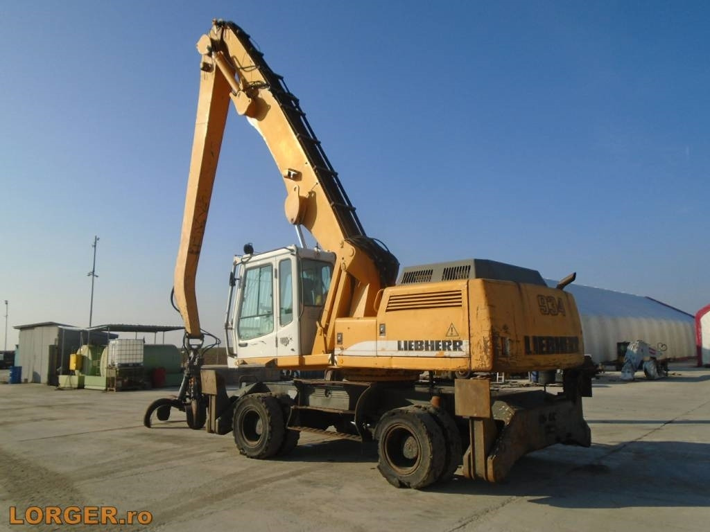 Liebherr A 934 B - Pelle de manutention: photos 3 Liebherr A 934 B - Pelle de manutention: photos 3