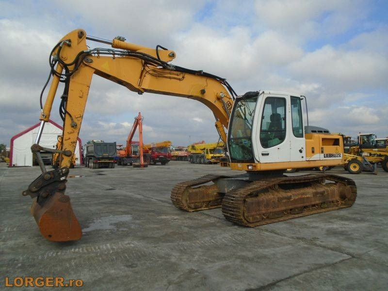 Liebherr R 900 C - Pelle sur chenille: photos 1 Liebherr R 900 C - Pelle sur chenille: photos 1
