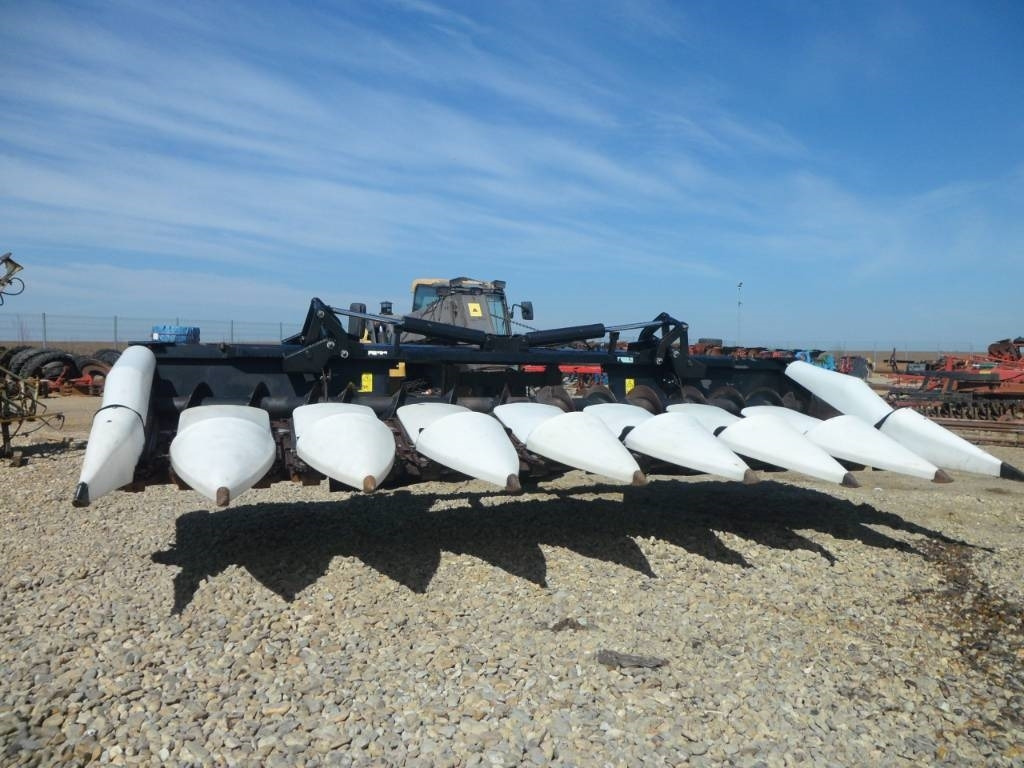 Oros Linamar SF 4+2x2 +QSA - Accessoire de matériels de récolte: photos 2 Oros Linamar SF 4+2x2 +QSA - Accessoire de matériels de récolte: photos 2