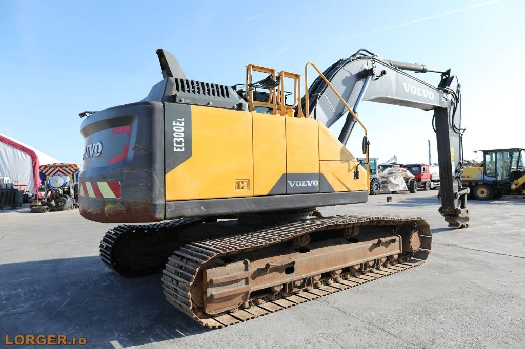 Volvo EC 300 EL - Pelle sur chenille: photos 3 Volvo EC 300 EL - Pelle sur chenille: photos 3
