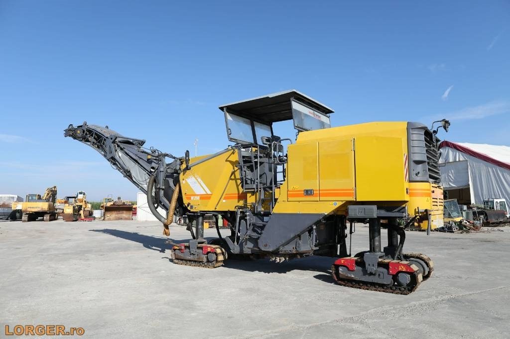 Wirtgen W 210 - Fraiseuse à froid: photos 2 Wirtgen W 210 - Fraiseuse à froid: photos 2