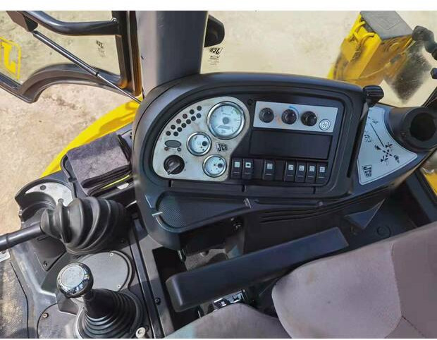 2022 JCB 4CX en crédit-bail 2022 JCB 4CX: photos 9