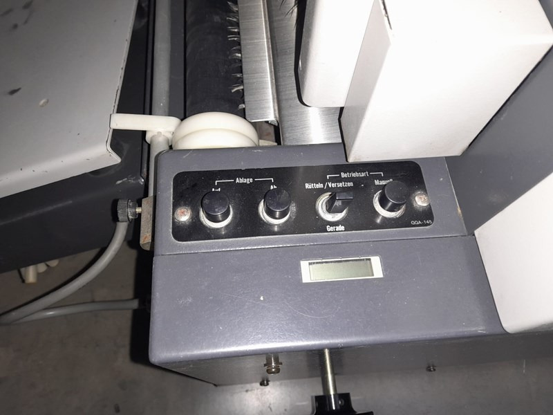 Horizon AC-8000 S | collator | 8 stations | 1992 - Machine d'impression: photos 4 Horizon AC-8000 S | collator | 8 stations | 1992 - Machine d'impression: photos 4