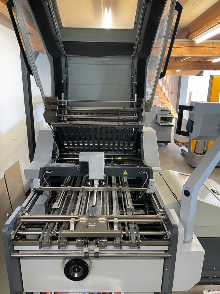 Horizon AFC-746 F - Plieuse de bureau: photos 3 Horizon AFC-746 F - Plieuse de bureau: photos 3