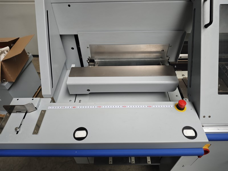 Horizon BQ-270V | 371.000 | 2011 - Relieuse: photos 5 Horizon BQ-270V | 371.000 | 2011 - Relieuse: photos 5