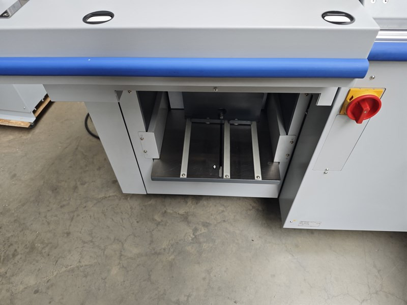 Horizon BQ-270V | 371.000 | 2011 - Relieuse: photos 3 Horizon BQ-270V | 371.000 | 2011 - Relieuse: photos 3